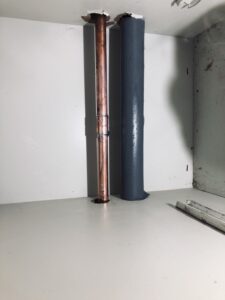 溶接した台所下配管