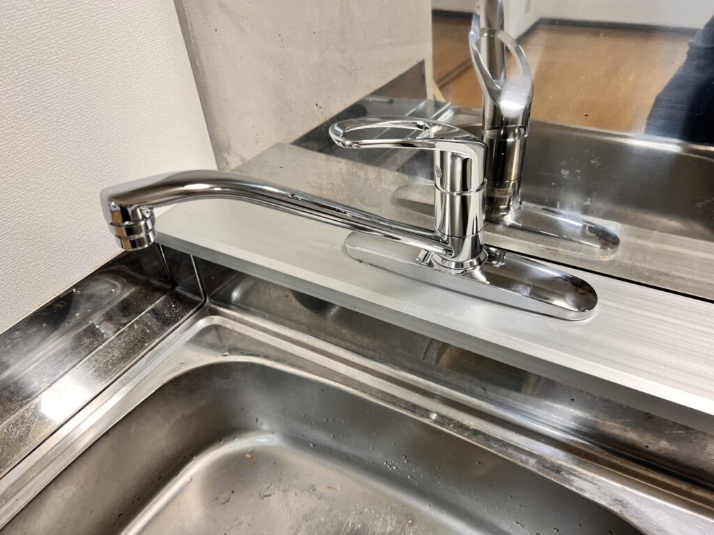 新しい水栓