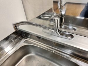 新しい水栓