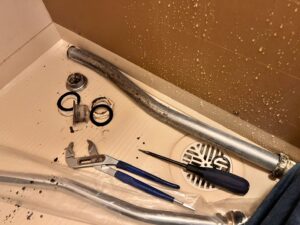 劣化した排水管