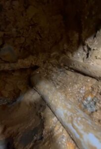 継手が腐食した状態